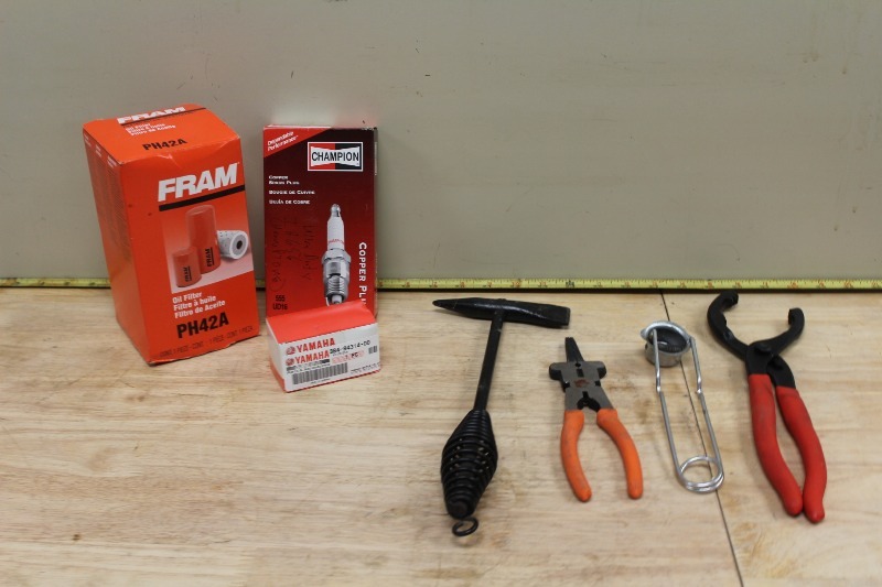 lot 227 image: Assorted Tools and Filters