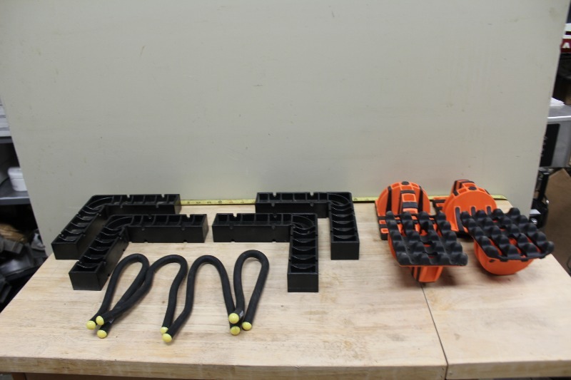 lot 238 image: Lot of Assorted Hardware  Tools