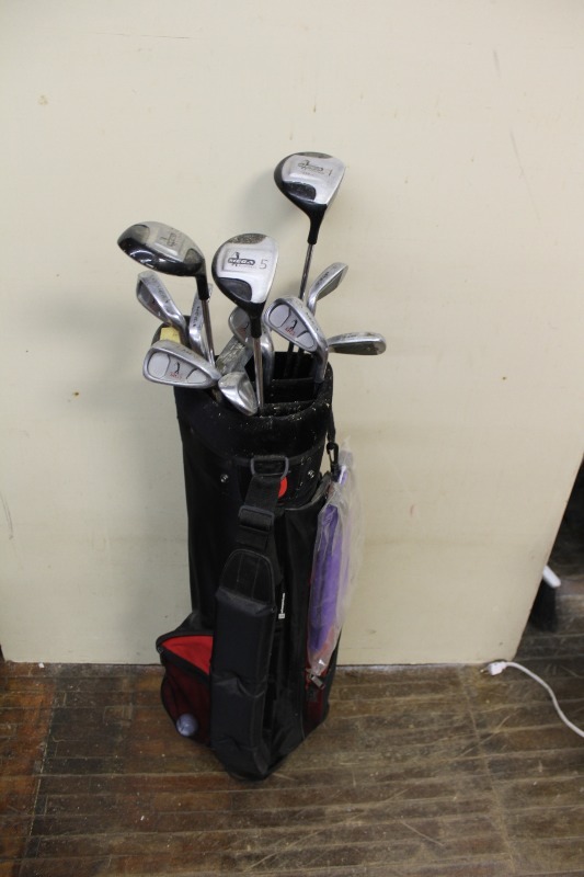 lot 350 image: Golf Club Set