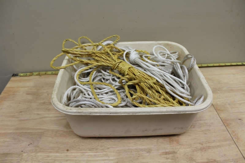 lot 252 image: Tote of Rope