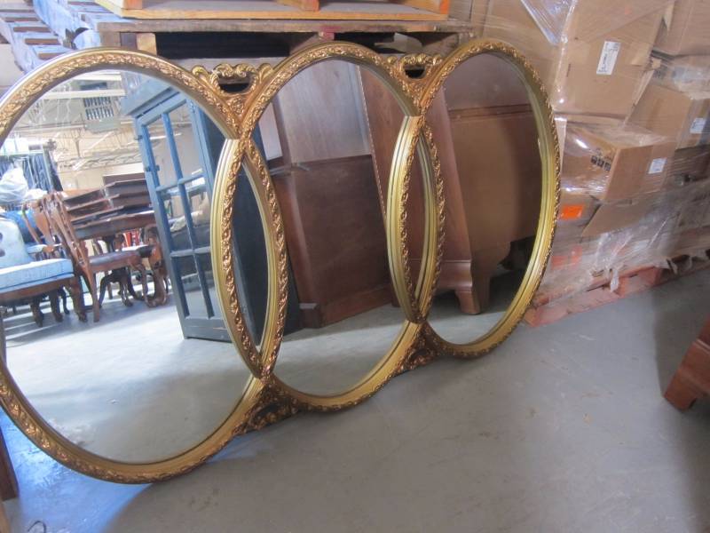 Unique Mirror