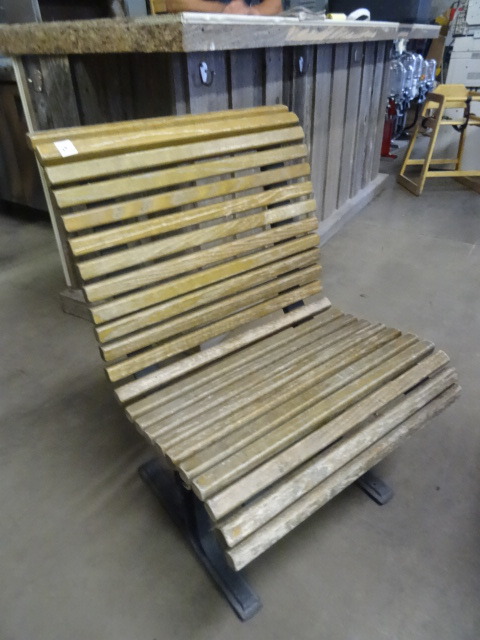 Outdoor bench