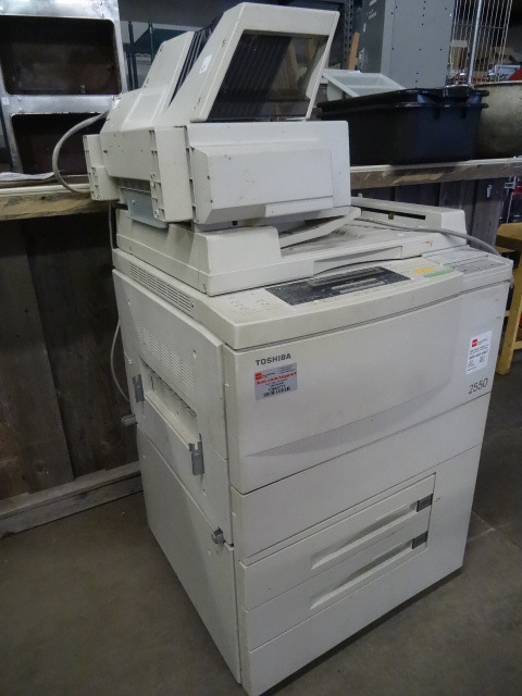 Toshiba 2550 copy machine
