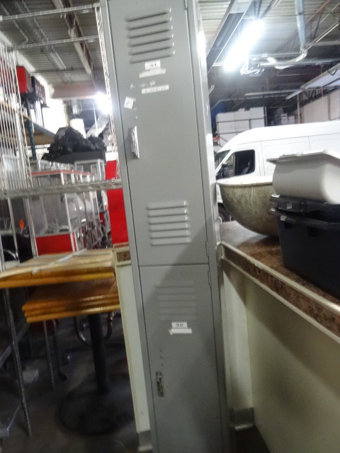 Metal locker