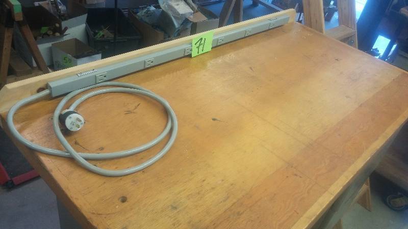 lot 71 image: Home Made work bench..