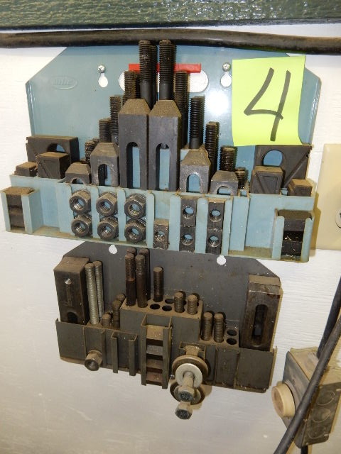 lot 4 image: Mill Holders, Holding Clamps