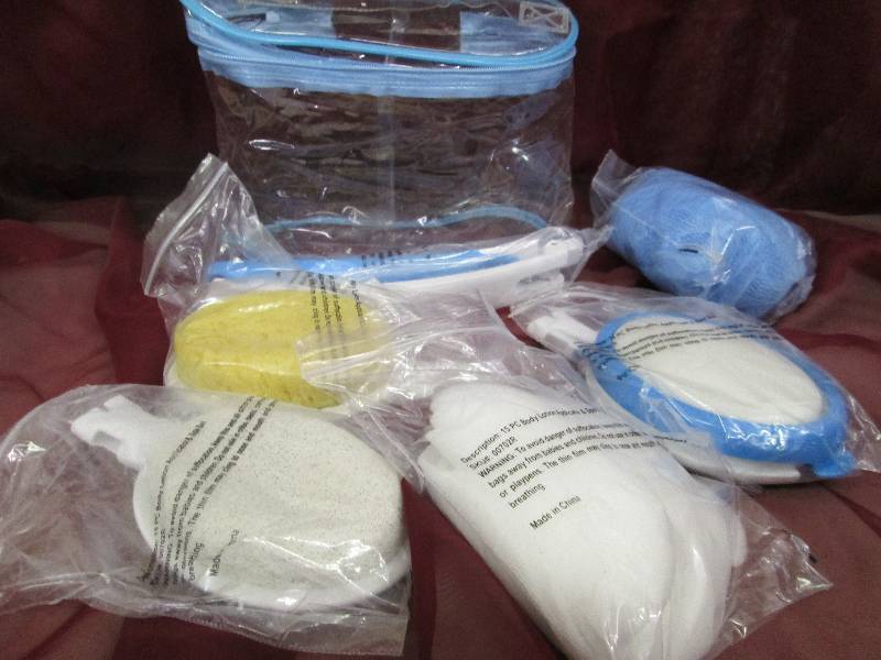 15 pc Body Lotion & Spa Set...
