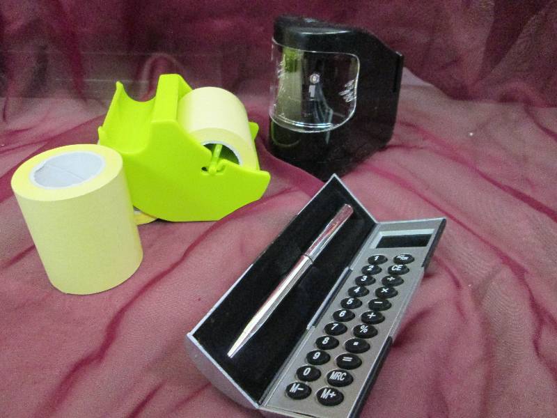 battery operated pencil sharpner, p...
