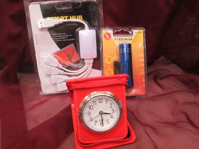 red travel clock, Smart Hub USB con...