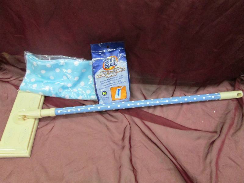 blue and white polka dot floor wipe...