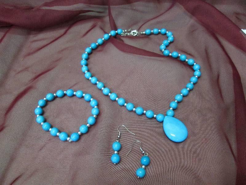 3 piece set  Blue and silver beads-...