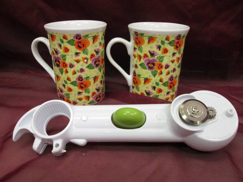 set of 2 yellow wildflower design m...