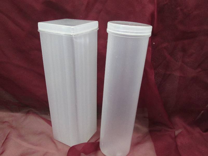 2 piece cracker storage  containers...