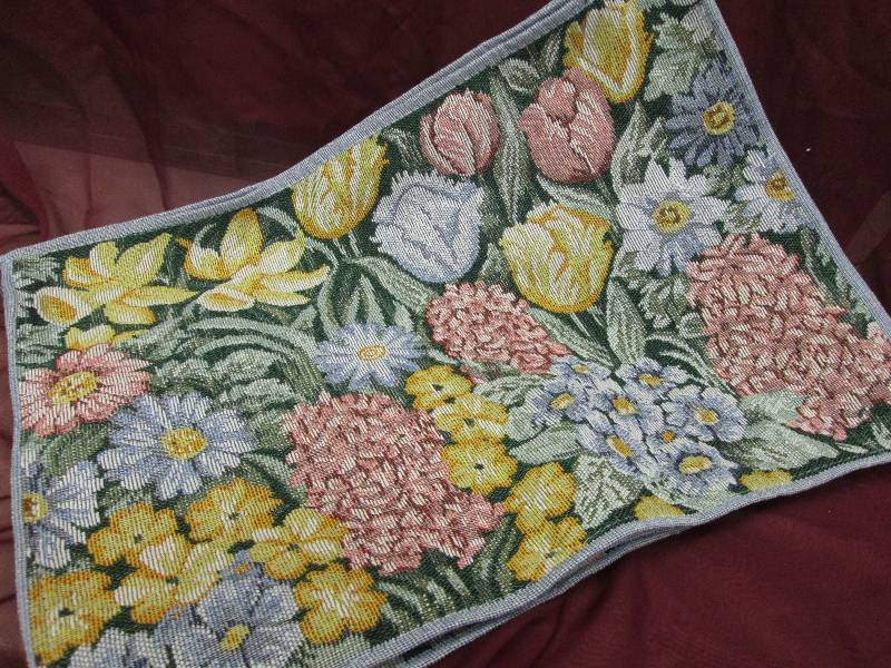 Floral Bouquet Tapestry Placemats S...