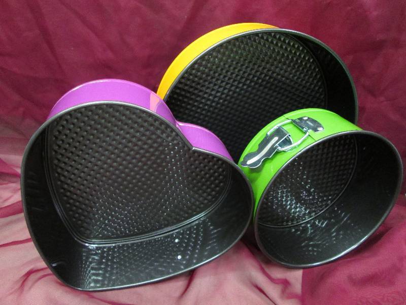Shaped Springform Pans Set of 3- or...
