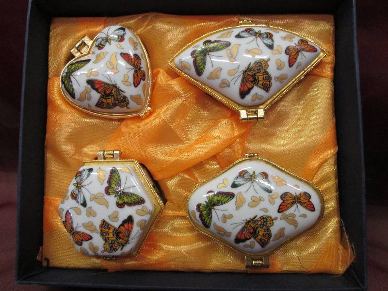 set of 4 trinket keepsake boxes wit...