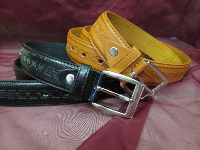 2  Mens Leather belts 1 Black belt ...