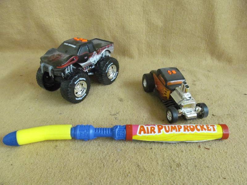 toys