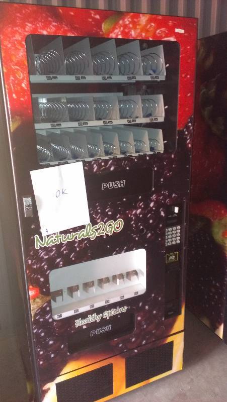 Snack and Drink Vending Machine