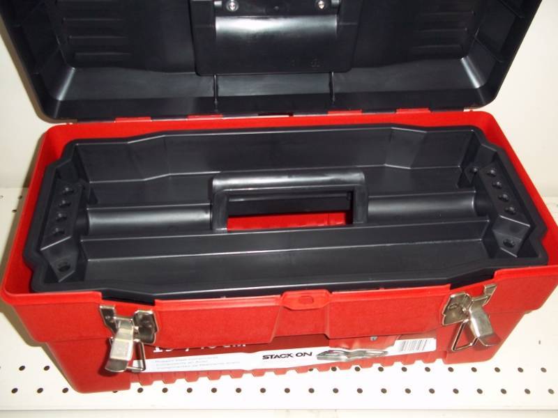 lot 252 image: New Tool Box