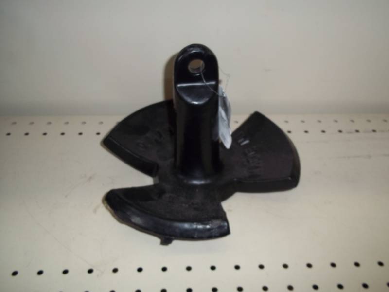 lot 15 image: New 15 lb Boat anchor