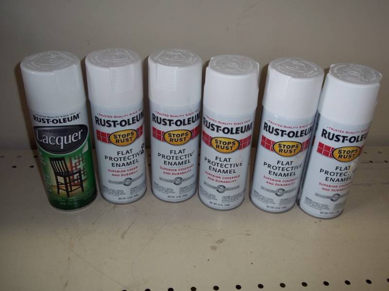 lot 19 image: New 6 cans of spray paint