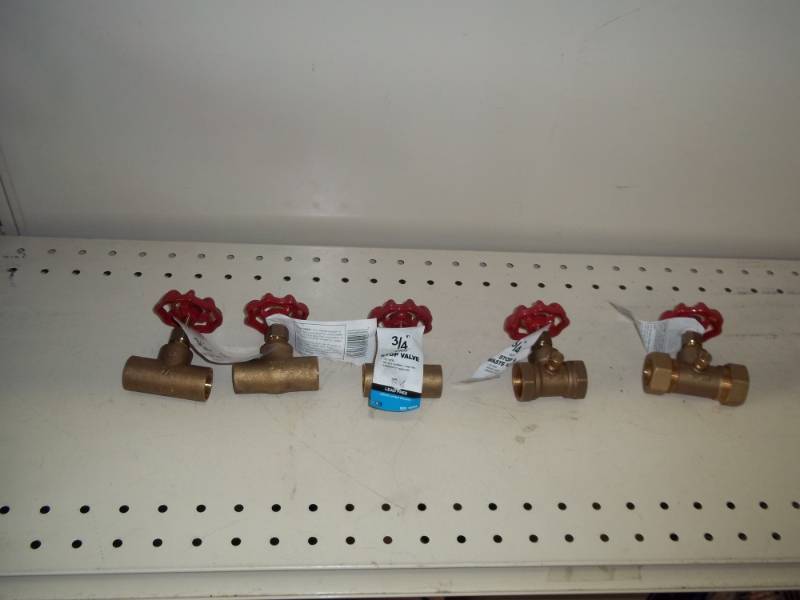 lot 31 image: New 5 Brass Valves