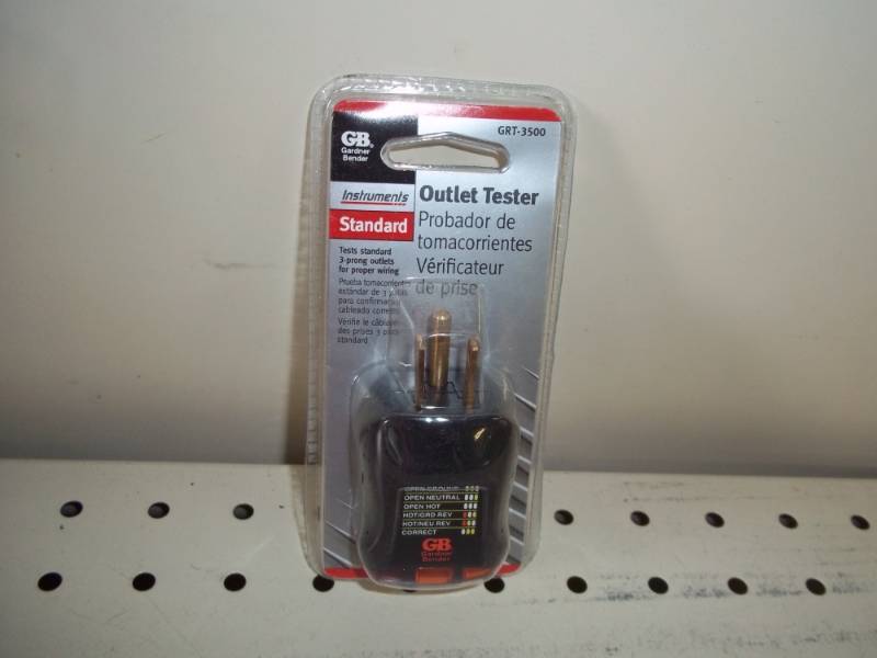 lot 39 image: New Outlet tester