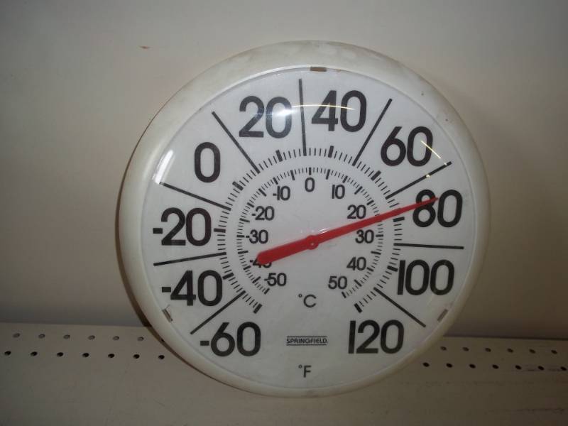 lot 59 image: Thermometer