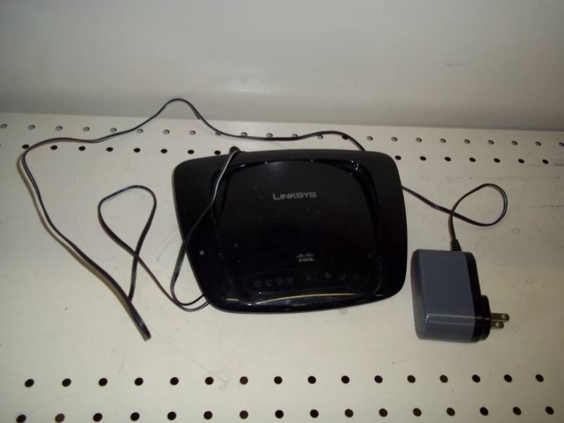 lot 60 image: Linksys wireless router