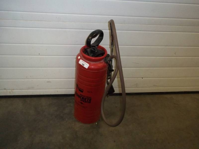 lot 68 image: Industrial concrete sprayer