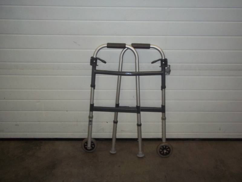 lot 81 image: Folding walker
