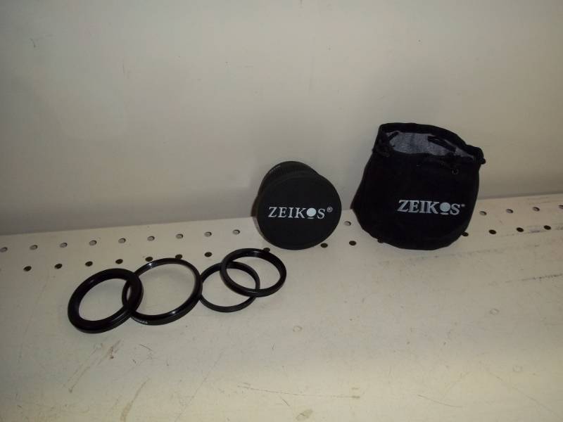 lot 84 image: Zeikos Macro lens with mounting rings