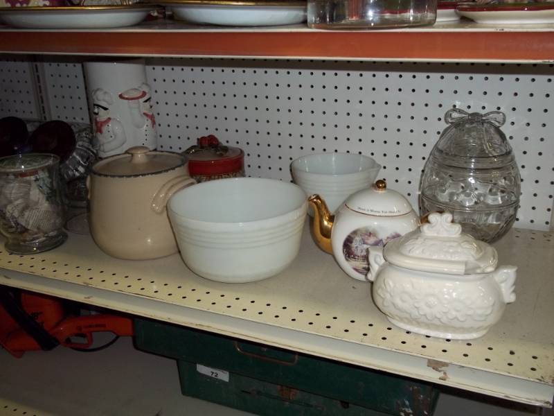 lot 140 image: Glassware with teapot and cookie jars