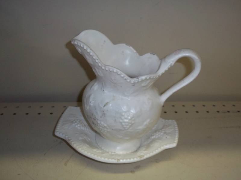 lot 145 image: Picture and bowl