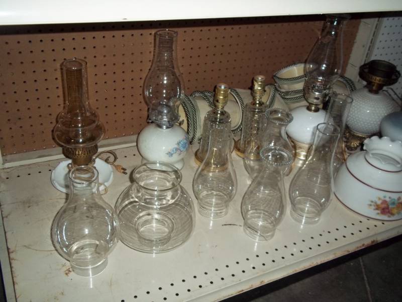 lot 151 image: Lamps with glass shades