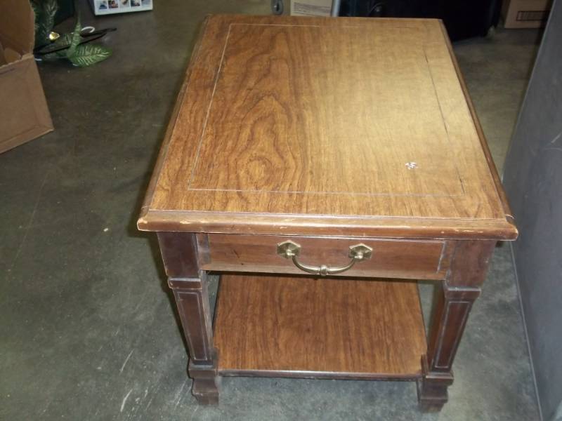 lot 156 image: End Table with drawer