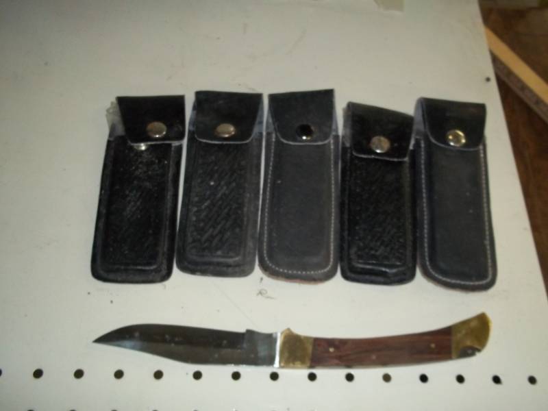 lot 178 image: 5 lock back knives with leather sheath