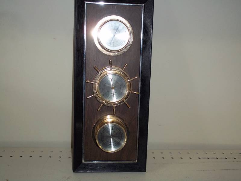 lot 189 image: Weather station vertical