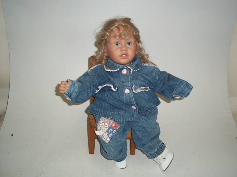 lot 235 image: 21 in Porcelain Doll with Wood Chair
