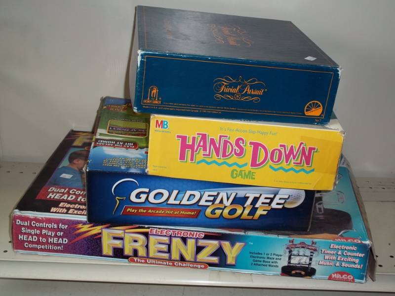 lot 258 image: Set of 4 games
