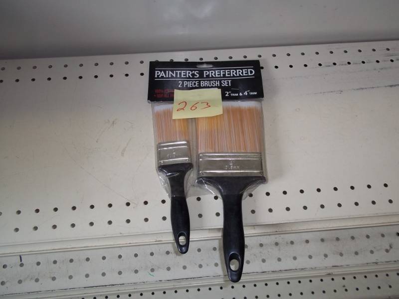 lot 263 image: New paint brush set