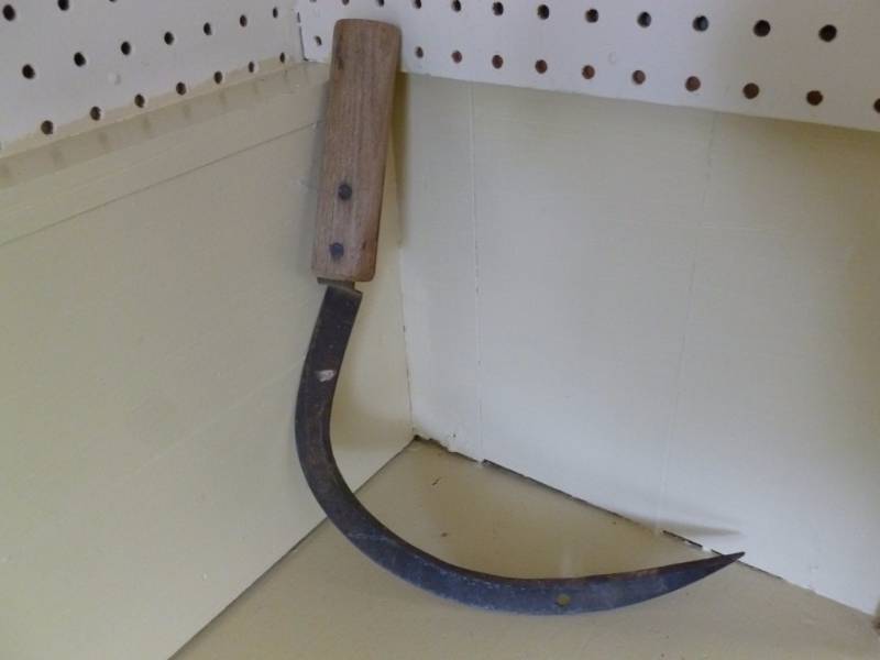 Vintage Sickle Knife