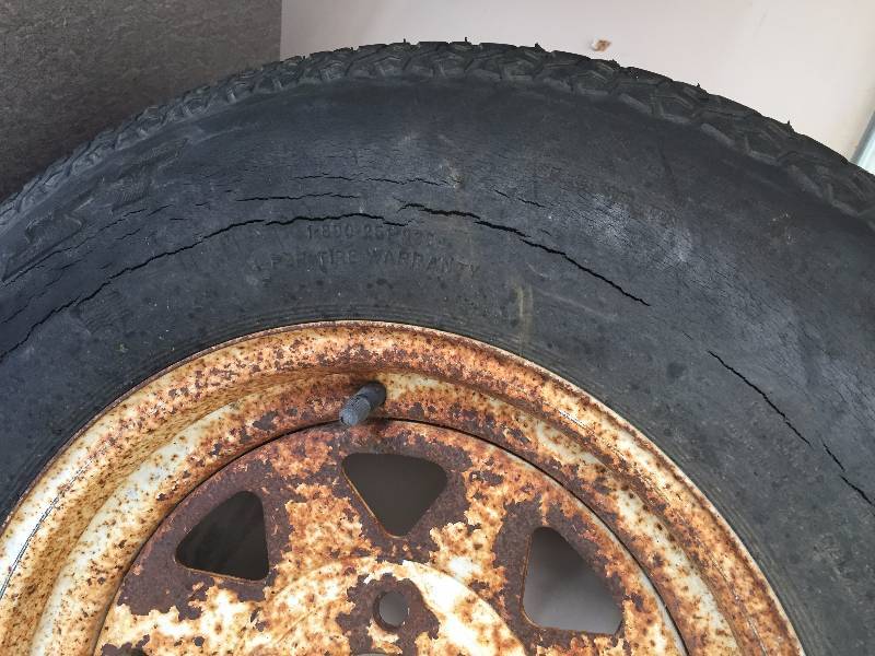SPARE TIRE WHITE SPOKE