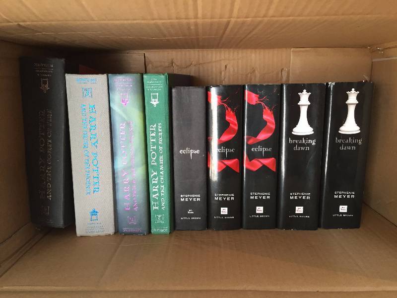 HARRY POTTER, VAMPIRE SERIES, UNFORTUNATE EVENTS AND TWILIGHT SERIERS BOOKS