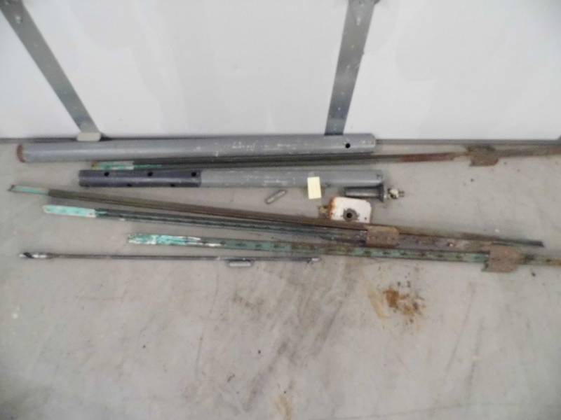 Floor Jack & Fence Posts