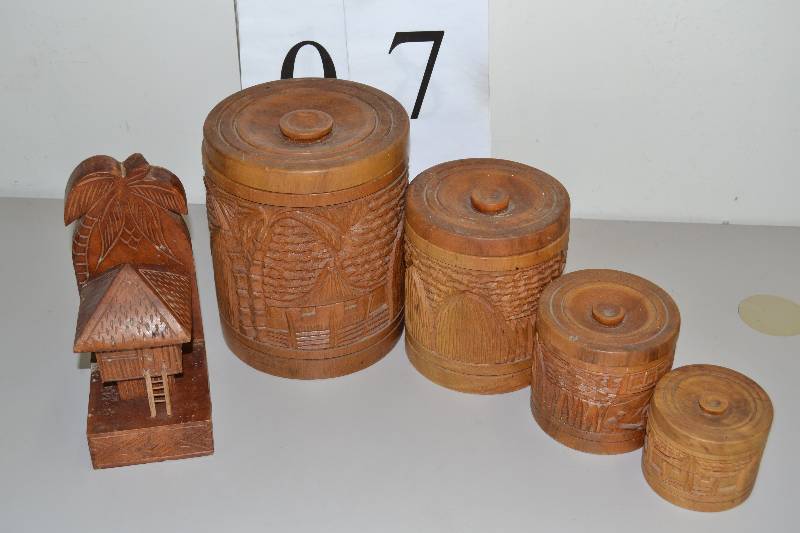 lot 7 image: Monkey Pod wood