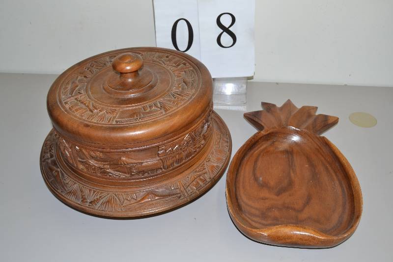 lot 8 image: Monkey Pod wood