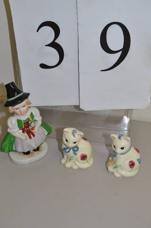 lot 39 image: Lenox & Occupied Japan