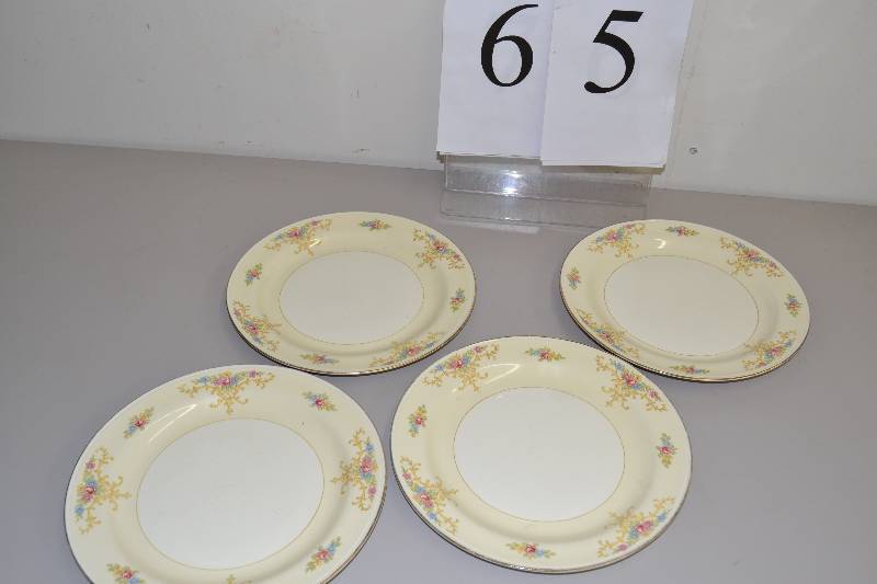 lot 65 image: Homer Laughlin